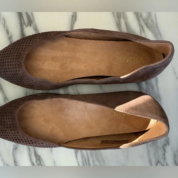 Vionic Posey Flat - Picture 6 of 10